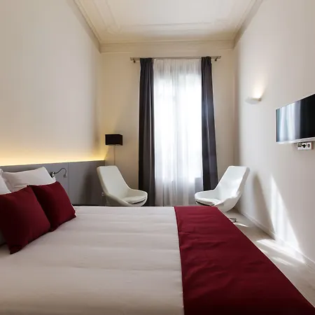 Konukevi Izaila Plaza Catalunya