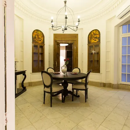 Izaila Plaza Catalunya 4*