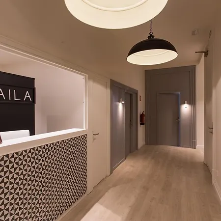 Guest house Izaila Plaza Catalunya 3*