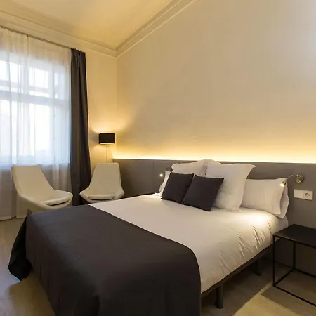Izaila Plaza Catalunya Guest house