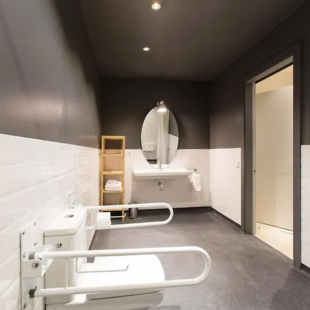 Izaila Plaza Catalunya