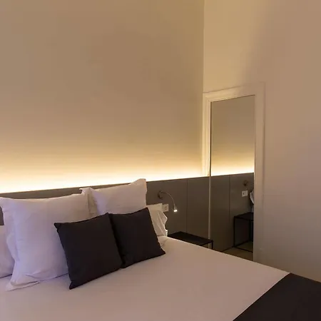 Izaila Plaza Catalunya Guest house 3*