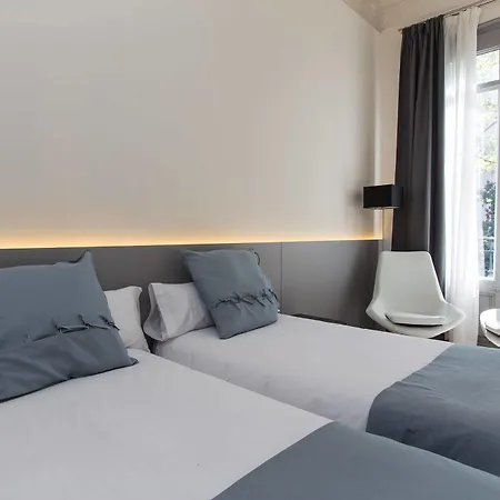 Izaila Plaza Catalunya Guest house