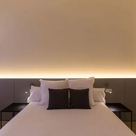 Izaila Plaza Catalunya Guest house