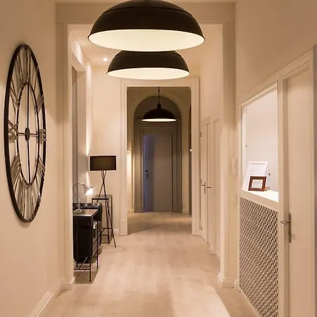 Izaila Plaza Catalunya Guest house