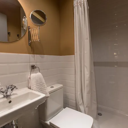 Izaila Plaza Catalunya Guest house